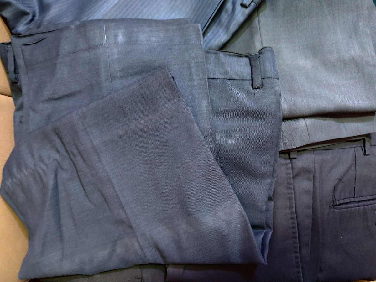 Branded almost new pants size 34-36 - Image 3