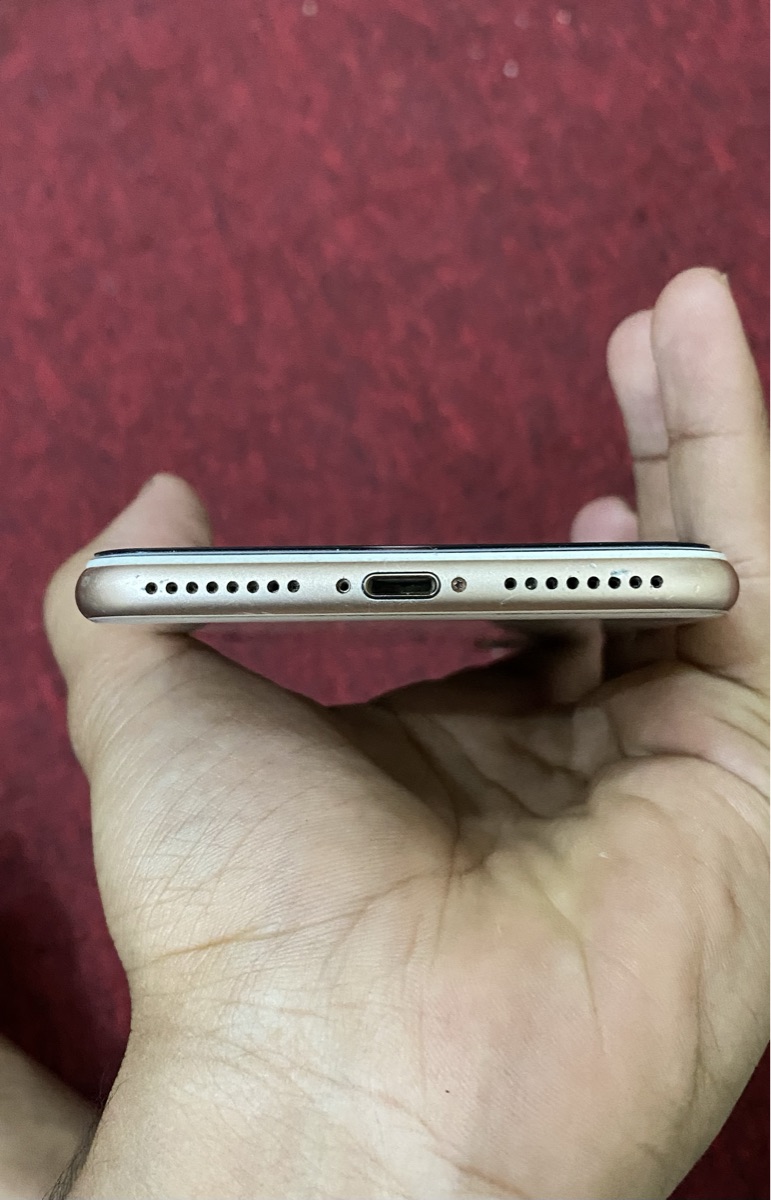 iPhone 8 plus - Image 3