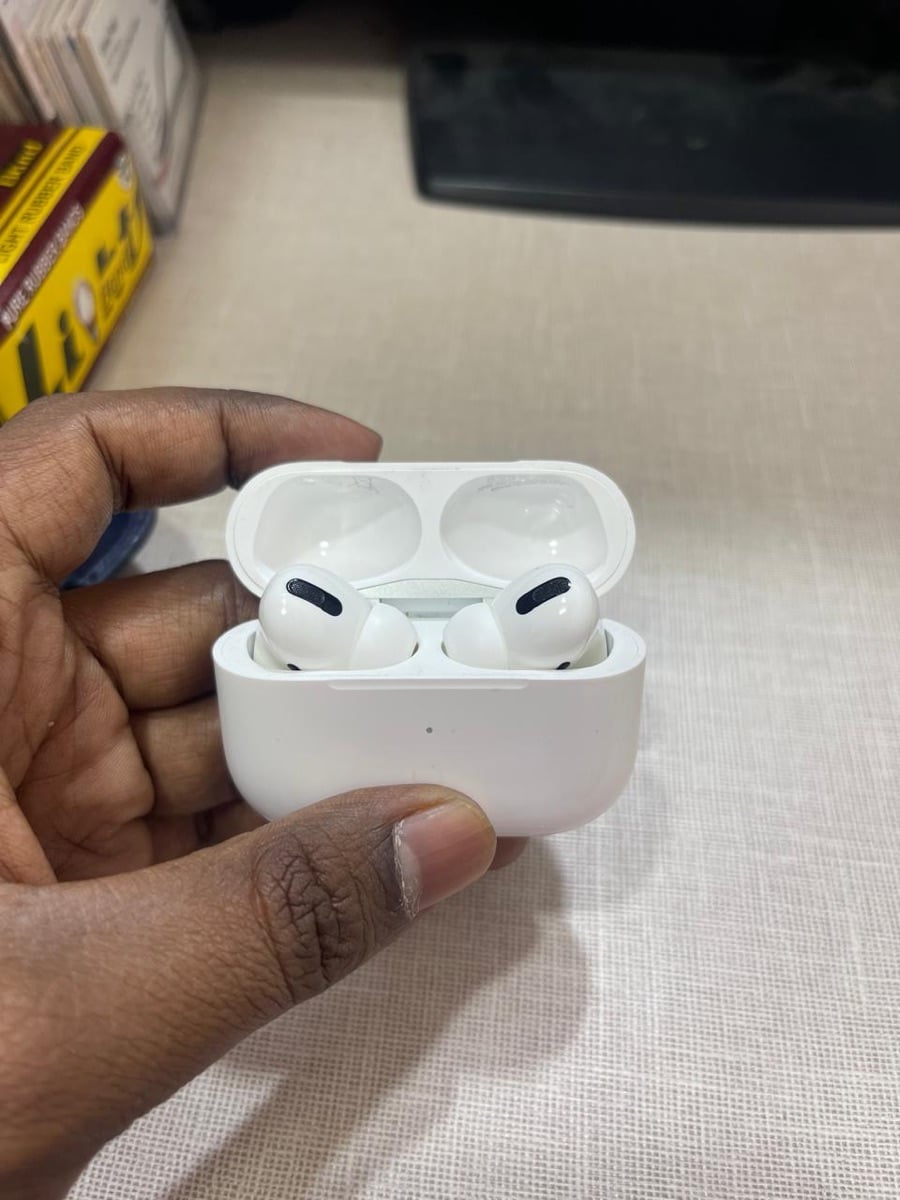 AirPod pro mage safe charger - Image 4