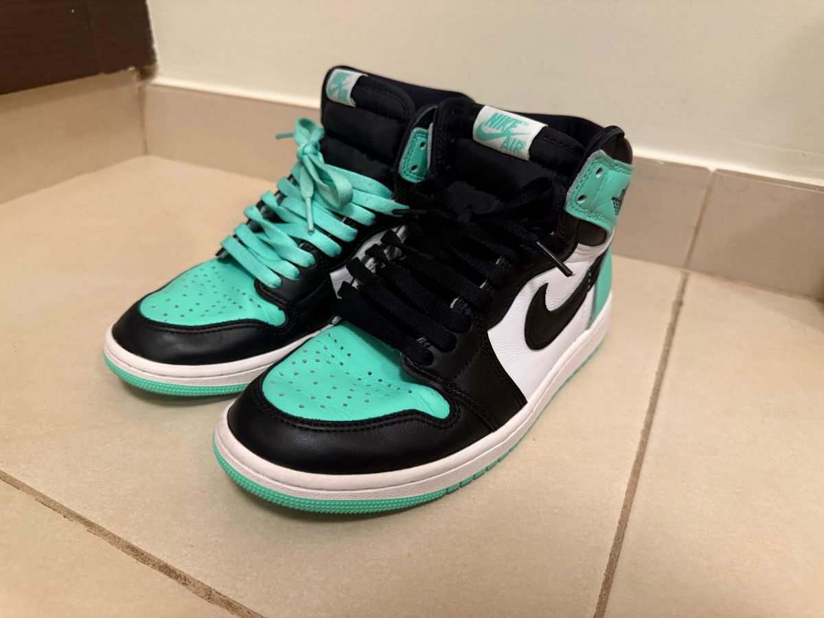 Nike Air Jordan 1 Retro High OG Mint Green Edition - Image 4