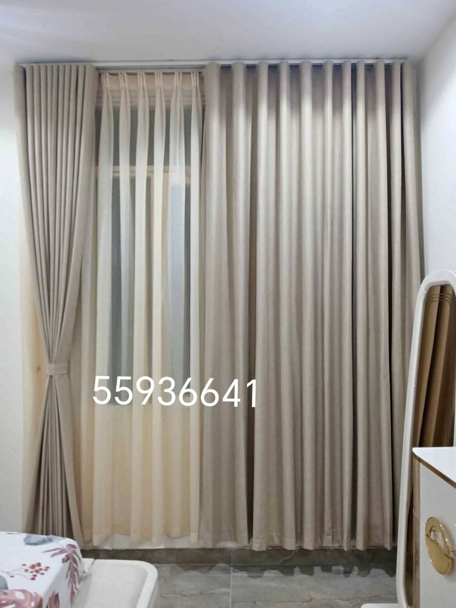 Curtain and sofa carpet - Image 8