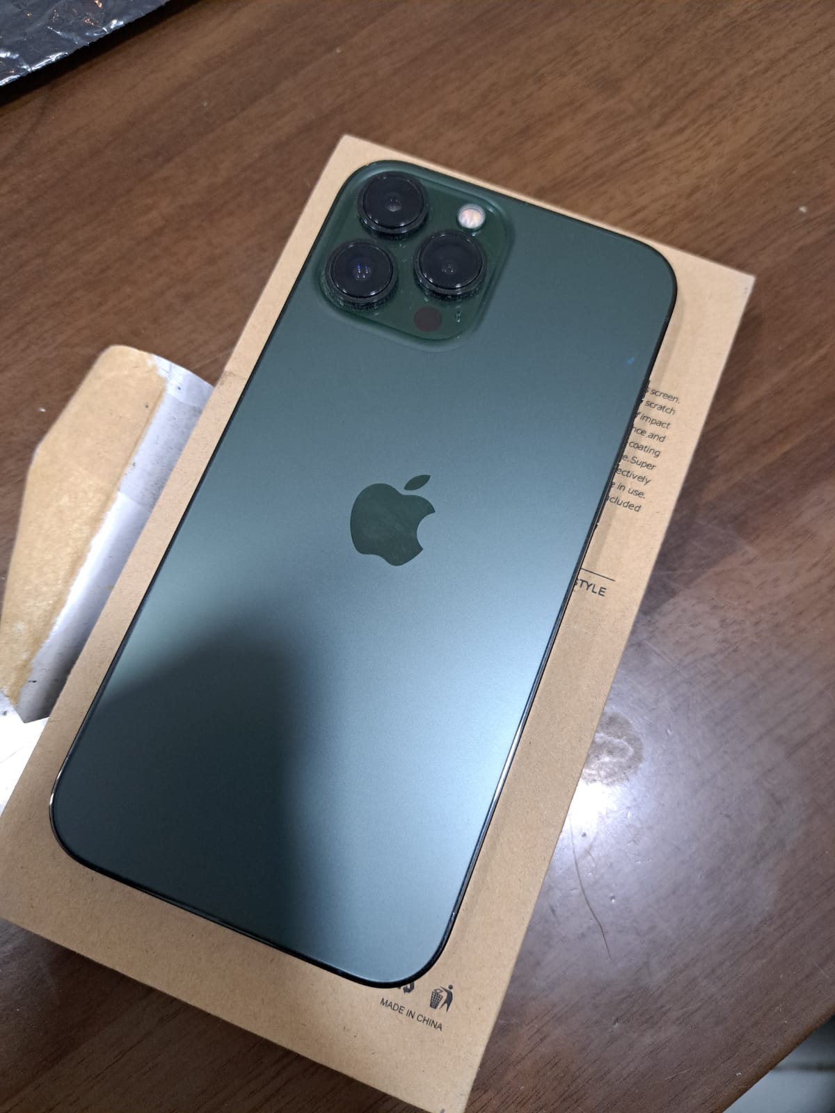 iPhone 13 Pro Max - Image 2