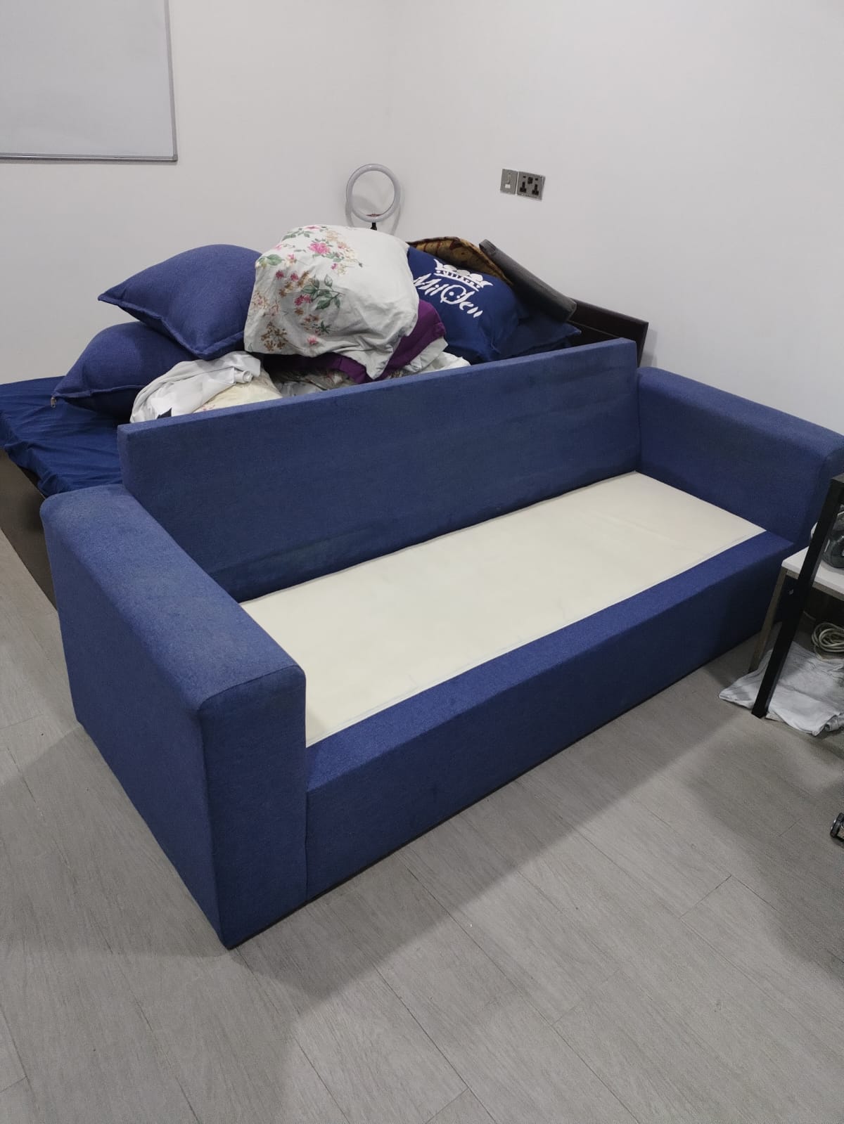 3-Seater Blue Sofa Bed – Like new - Image 4