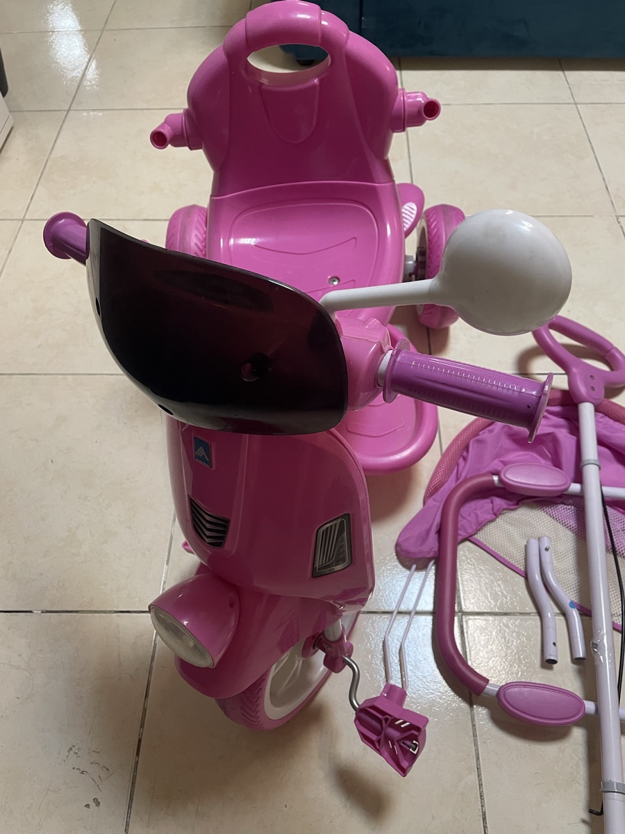 Child bike - Image 1