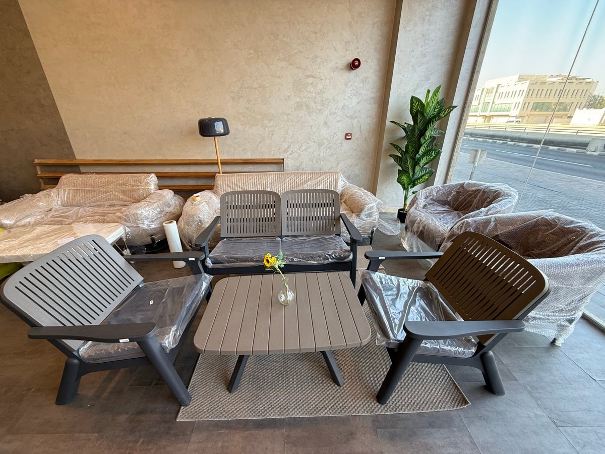 Cost price chair and sunbed and sofas - Image 6