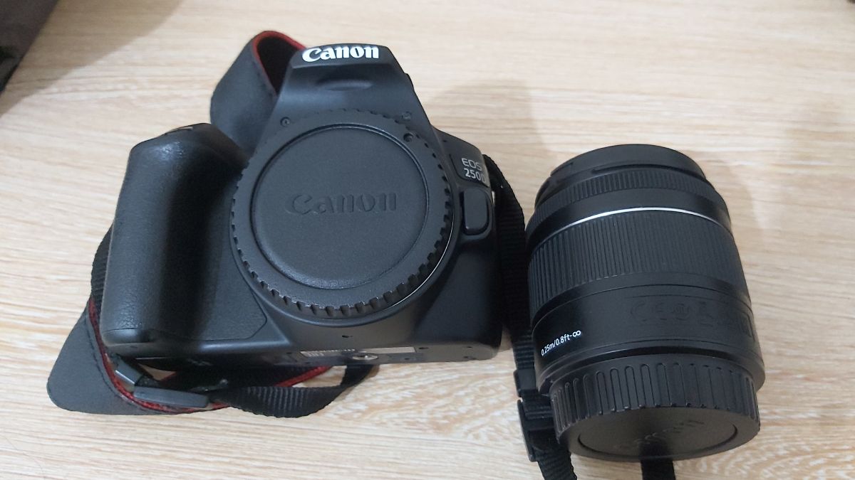 Canon 250D - Image 2