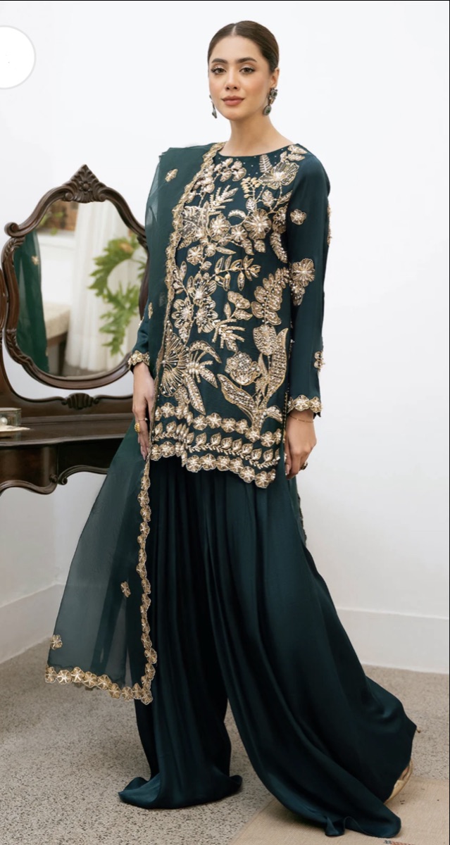 Premium silk dresses - Image 8