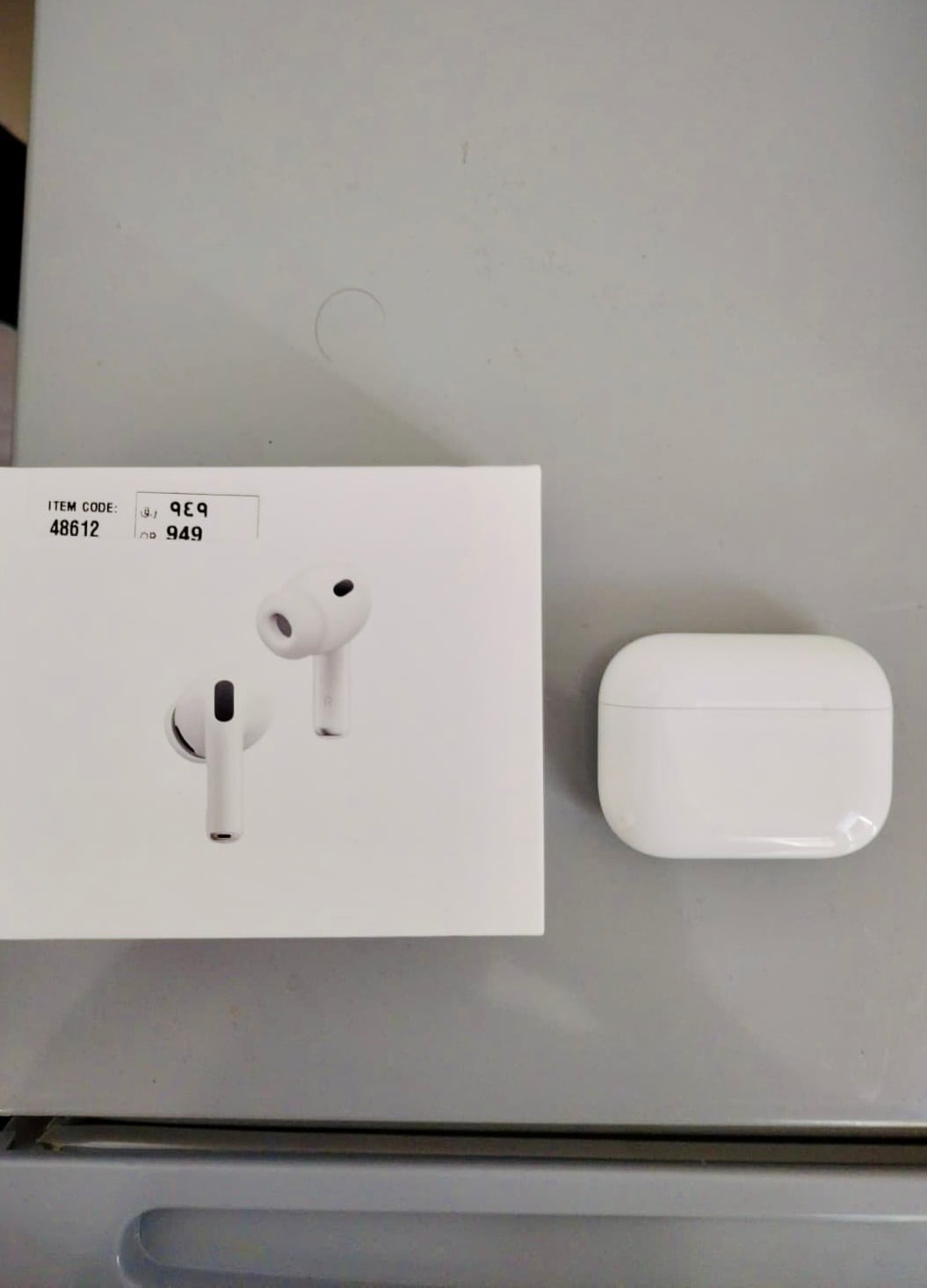 Apple AirPods Pro (3rd Generation) - Image 1