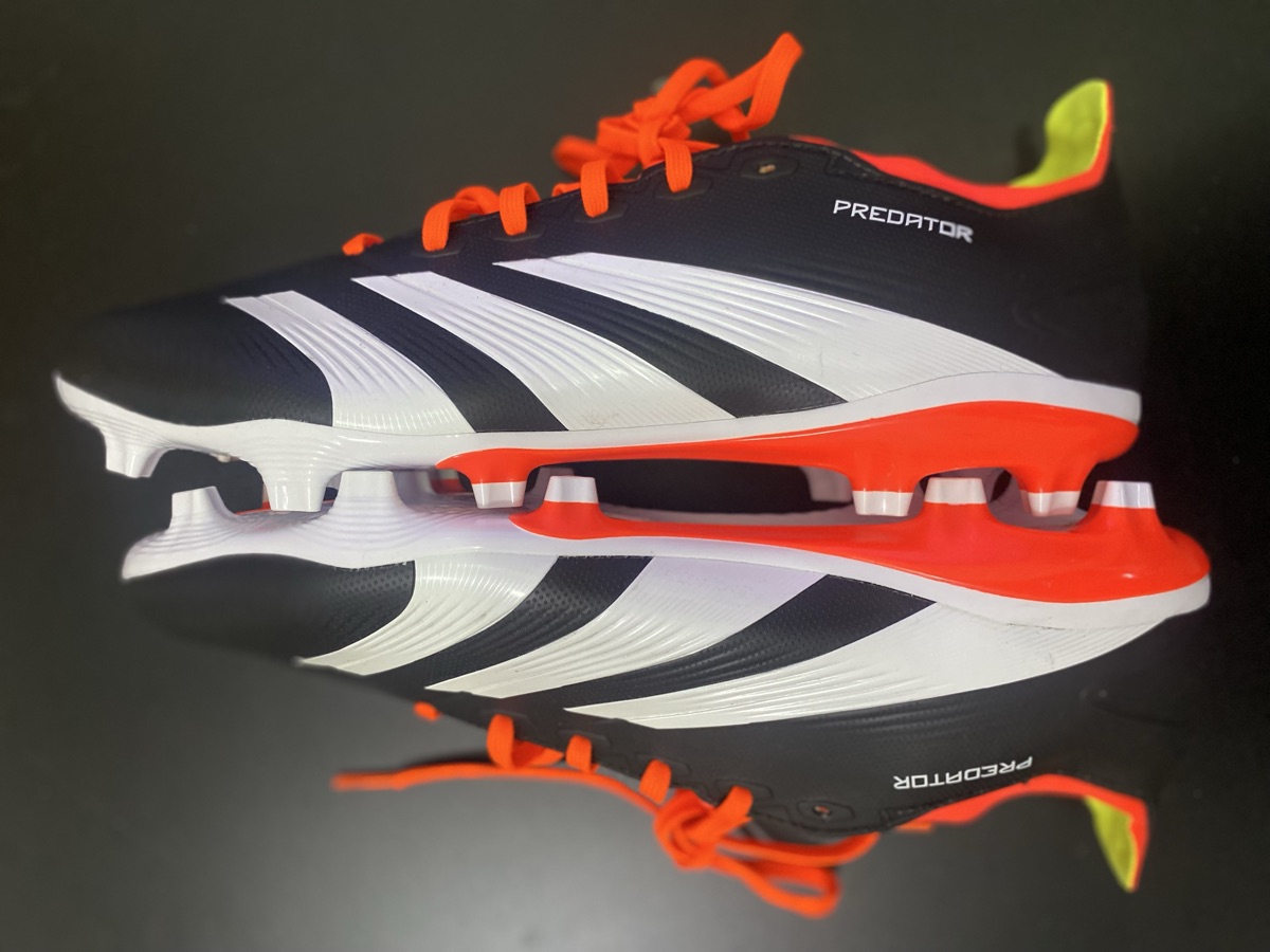 للبيع استارز اديداس اصلى جديد تلبيس 44و45  For sale: Brand new, original Adidas Stars, sizes 45.44 - Image 2