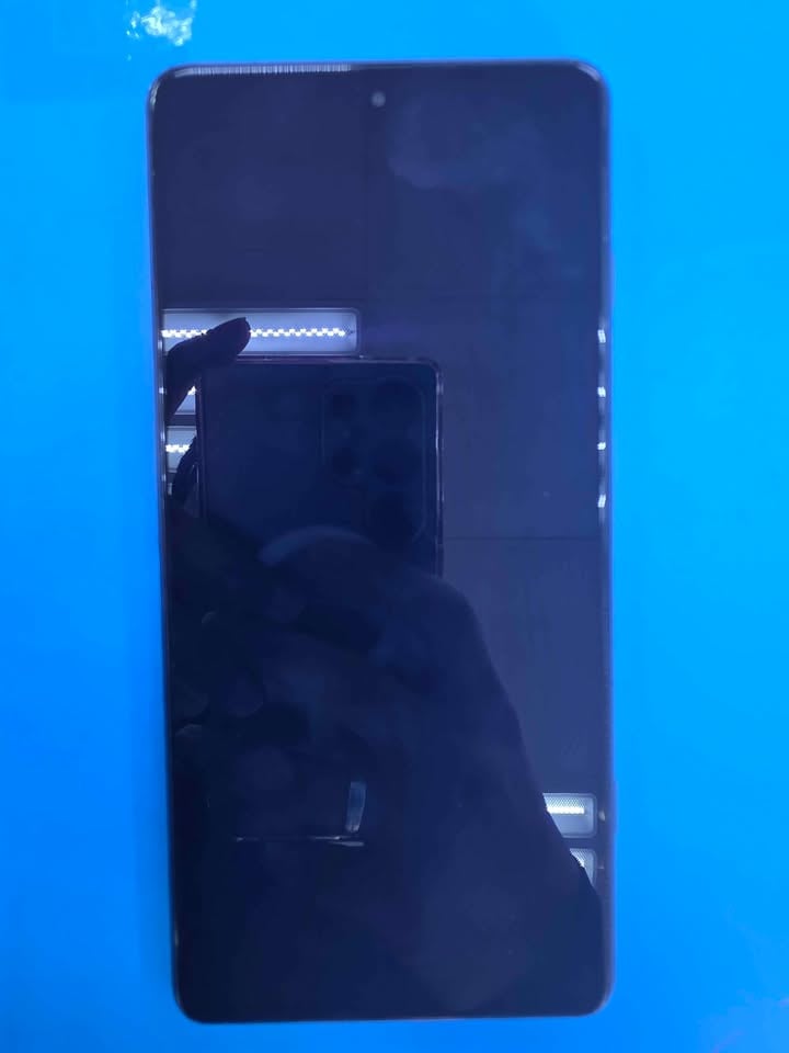 Xiaomi Poco F4 GT 5g - Image 4