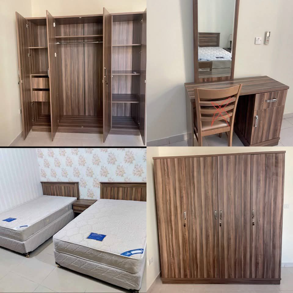 Qatar Airways furniture available - Image 19