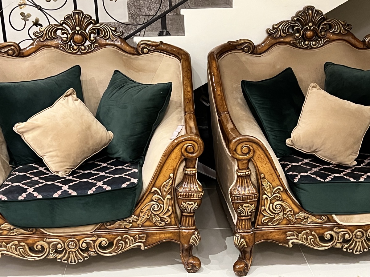 Sofa for Sale - Image 3