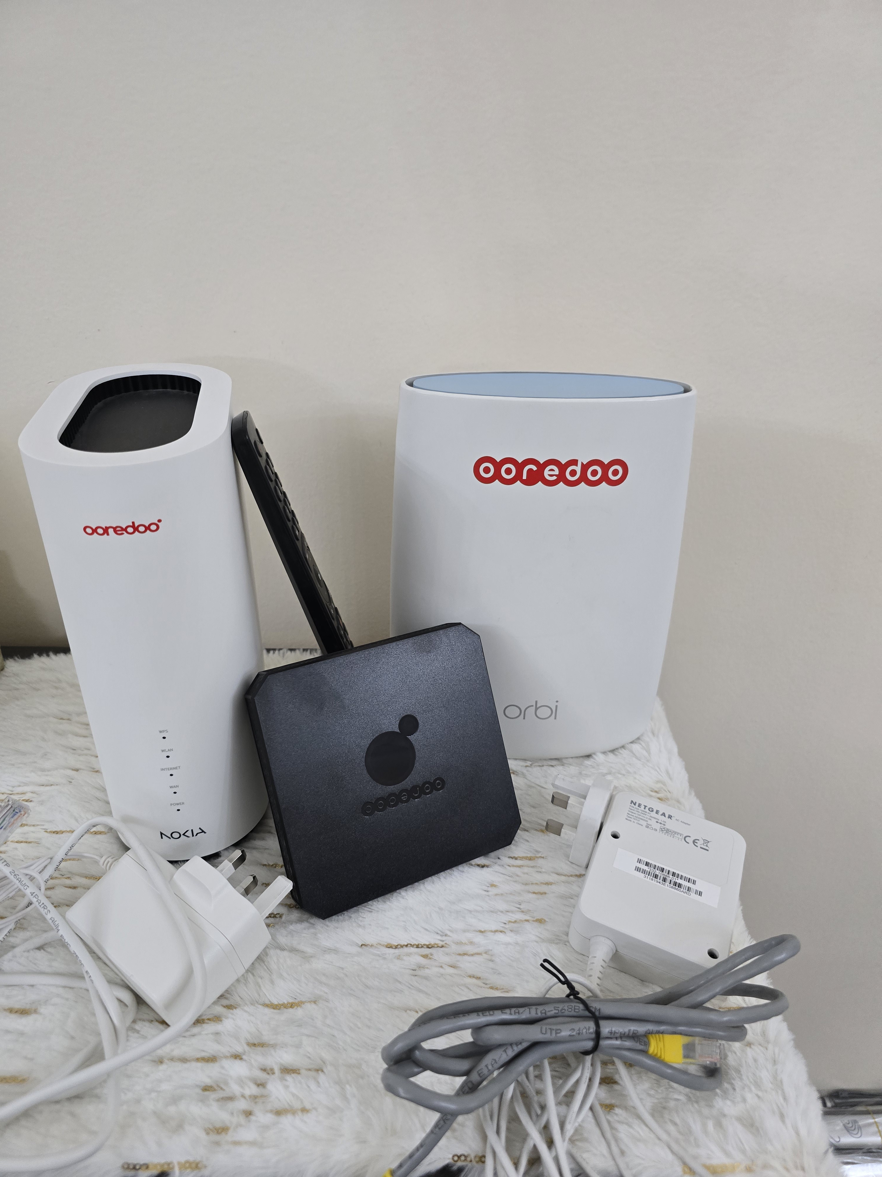 2 Ooredoo Routers and 1 Ooredoo TV Receiver - Image 1
