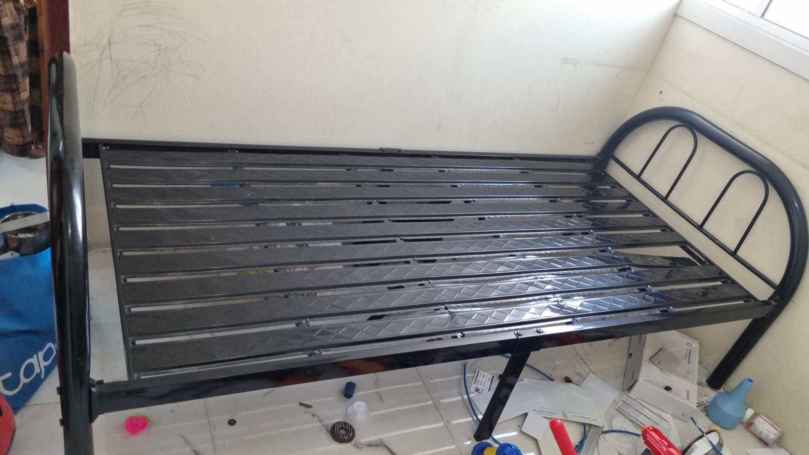 Refrigerator and other items. - Image 21