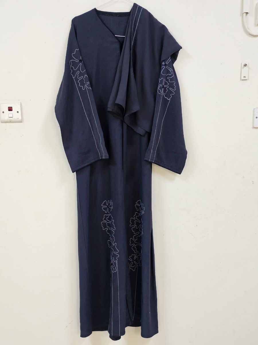 Abaya for sale 4 piece - Image 5
