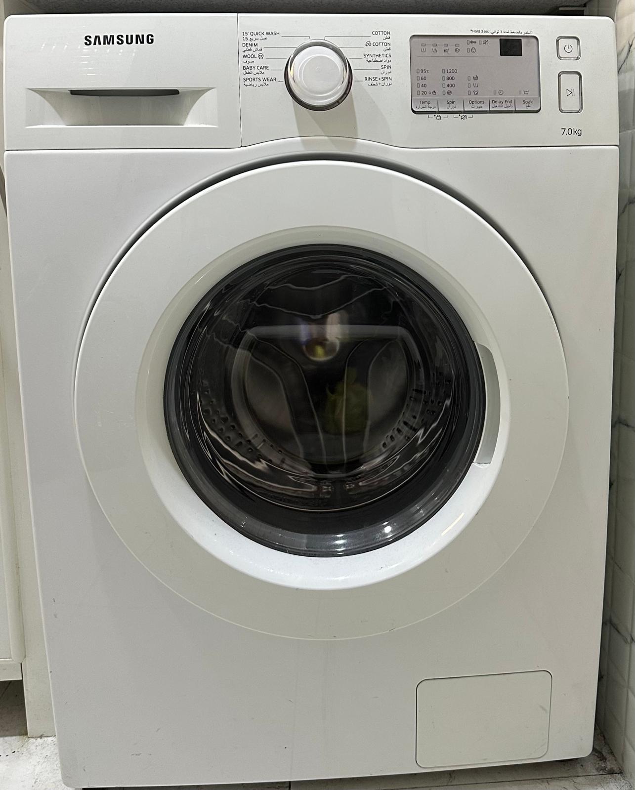Fully Automatic Washing machine in good working condition - Image 1