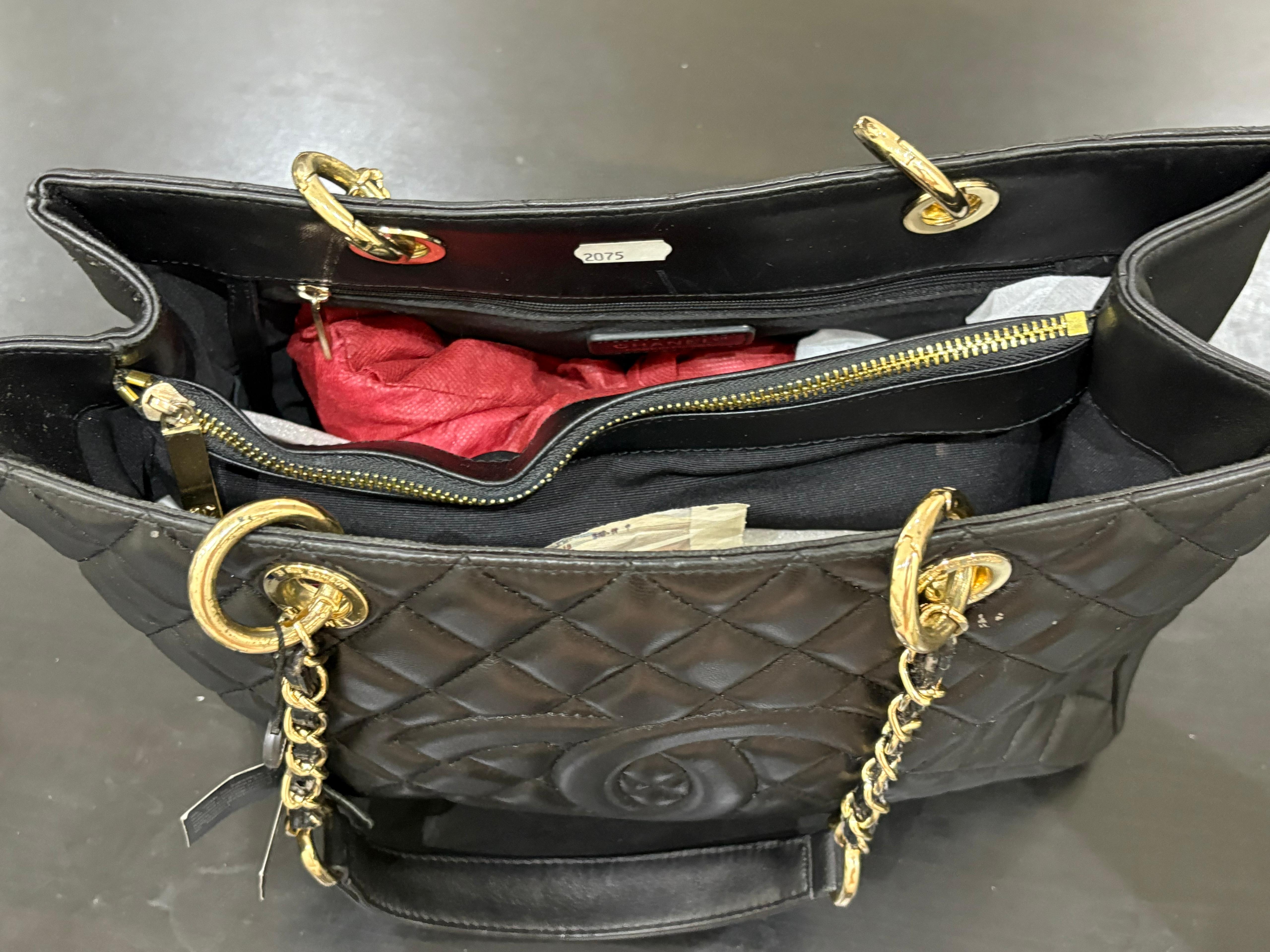 Womens handbag  - Image 2