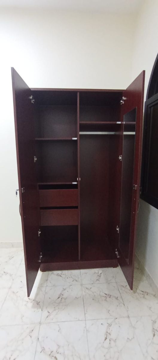 Qatar Airways furniture available - Image 6
