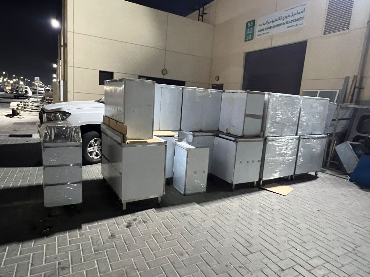 Stainless steel cabinet - Image 9