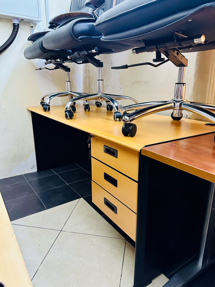 Used Office Items Sell Call - 33087737 - Image 4