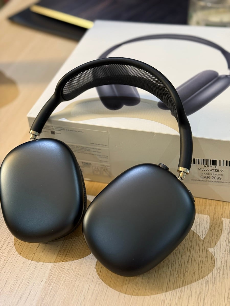 Airpod Max 2024 Midnight Usb C - Image 4