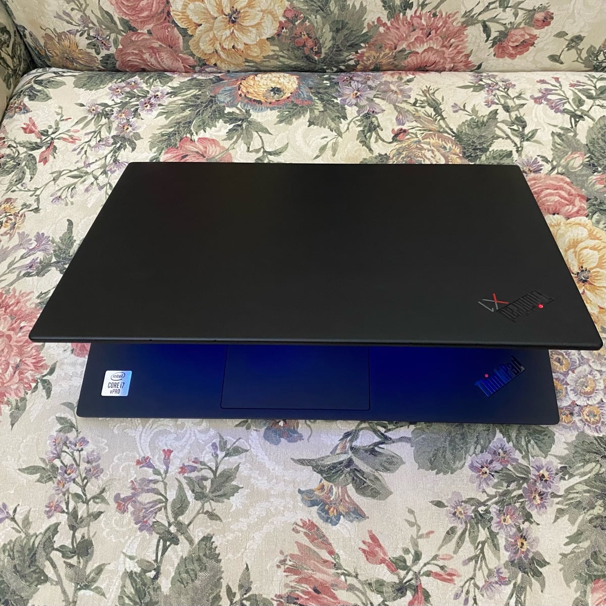 Premium Laptop, Lenovo Thinkpad X1 Carbon - Image 4