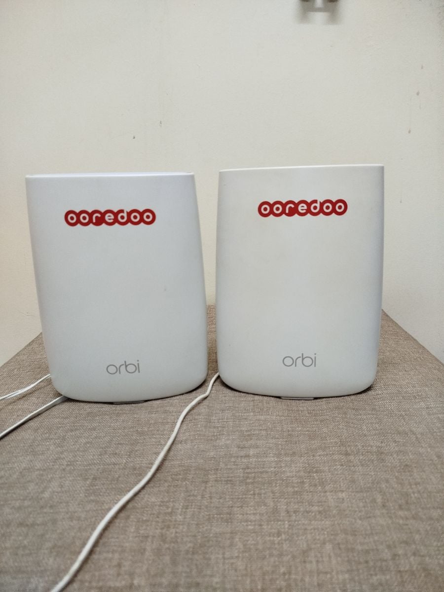 Orbi Router with satellit - Image 1