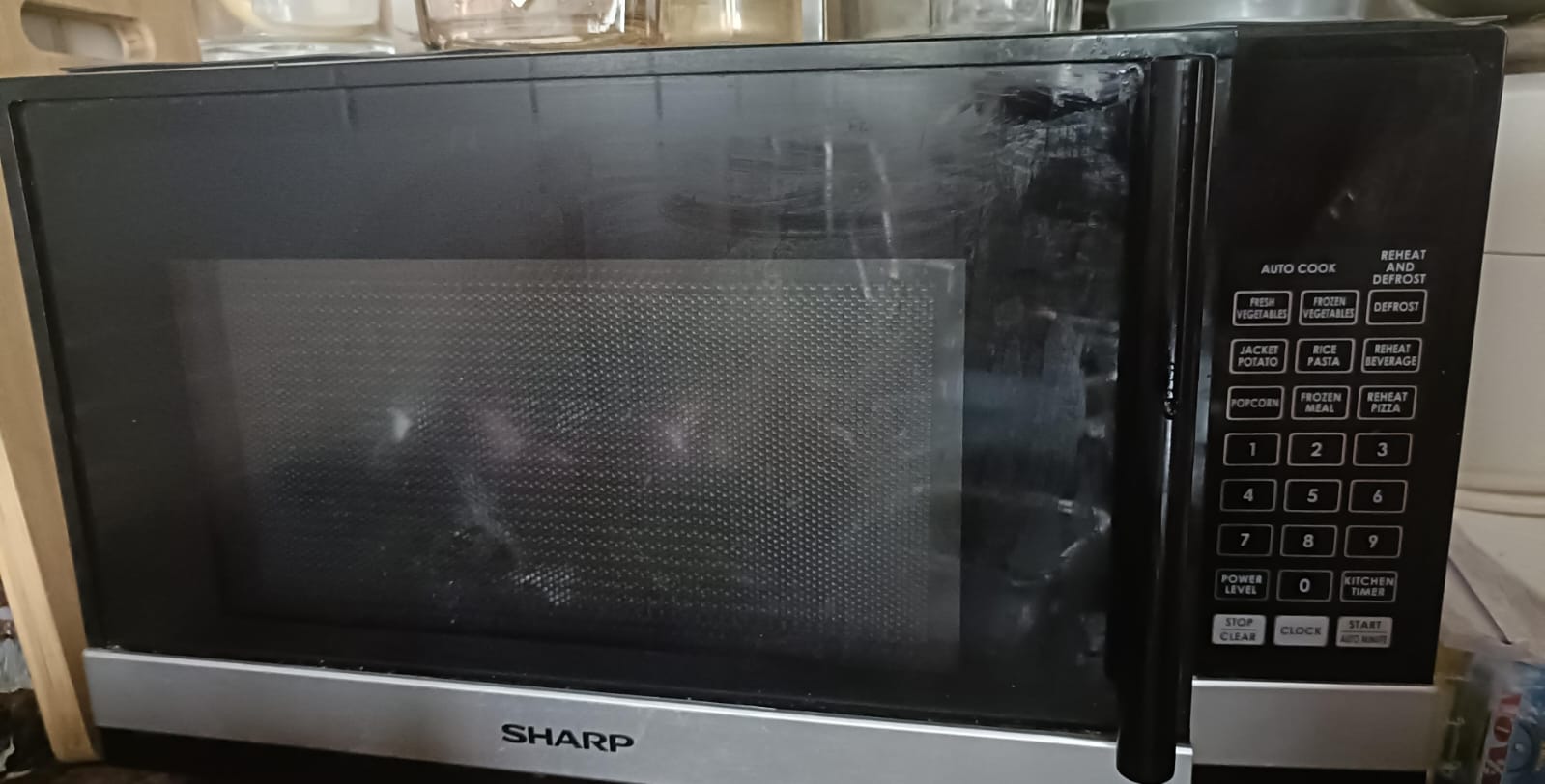 Moving sale electronics and furniture - Image 4
