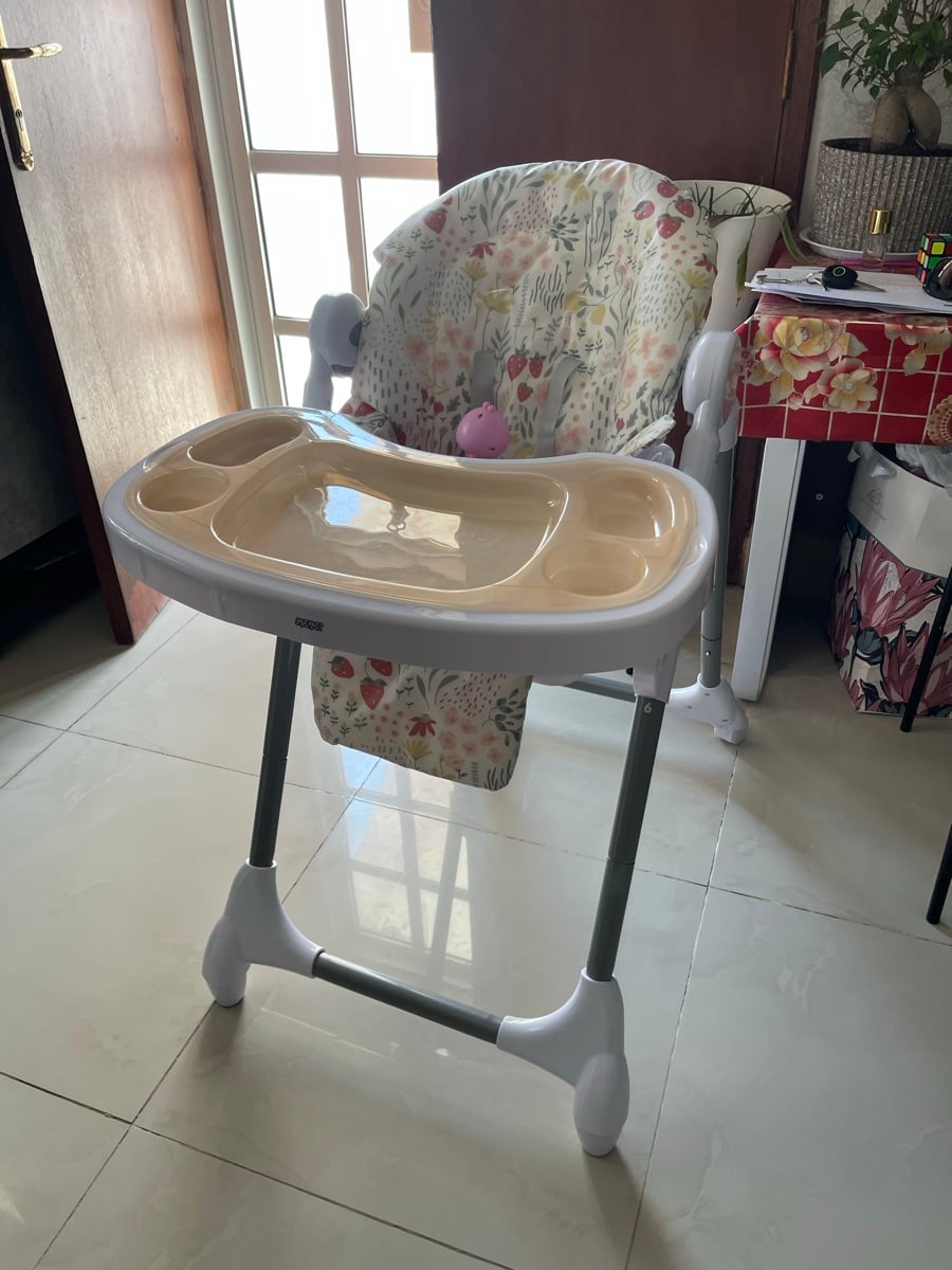 High Chair new with box - Image 4