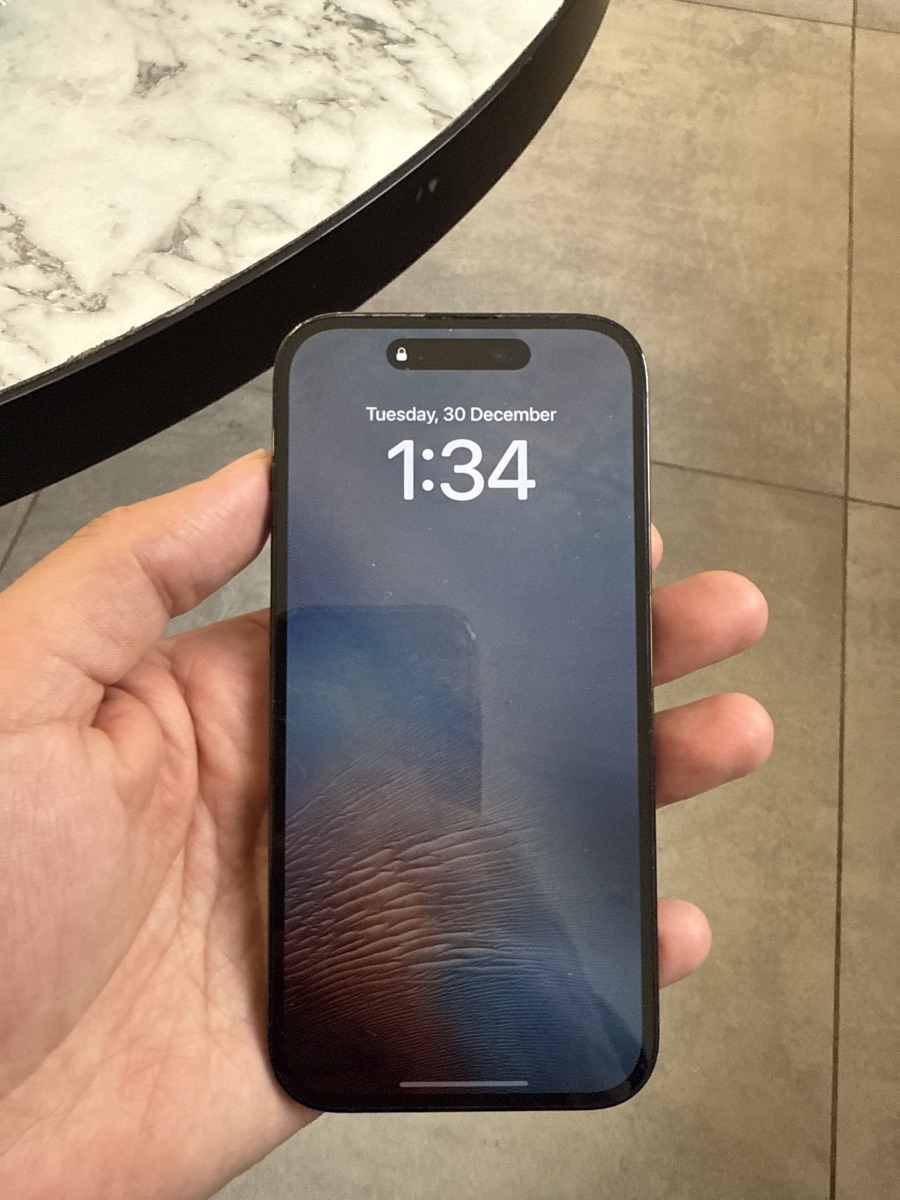 I phone 14 pro - Image 2