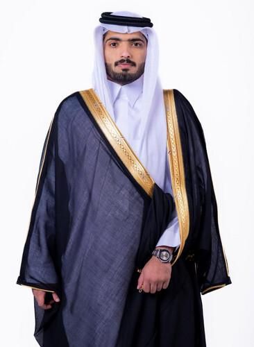 Premium Men's Bisht – Elegant Traditional Arabian Cloak | Items | Qatar ...