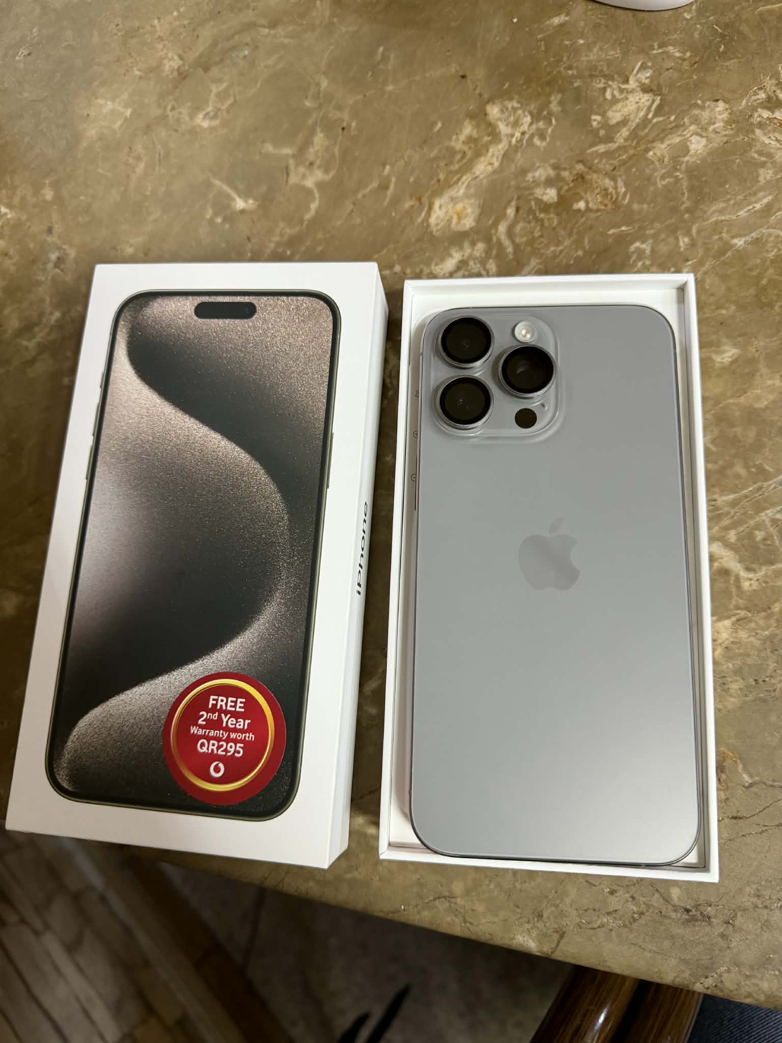 15 pro max 256gb battery ? 93% - Image 1