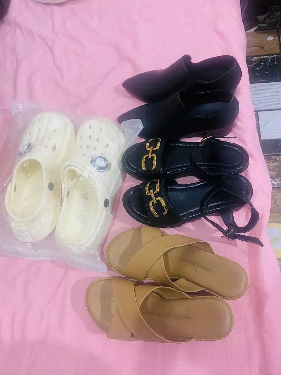 Ladies footwear - Image 3