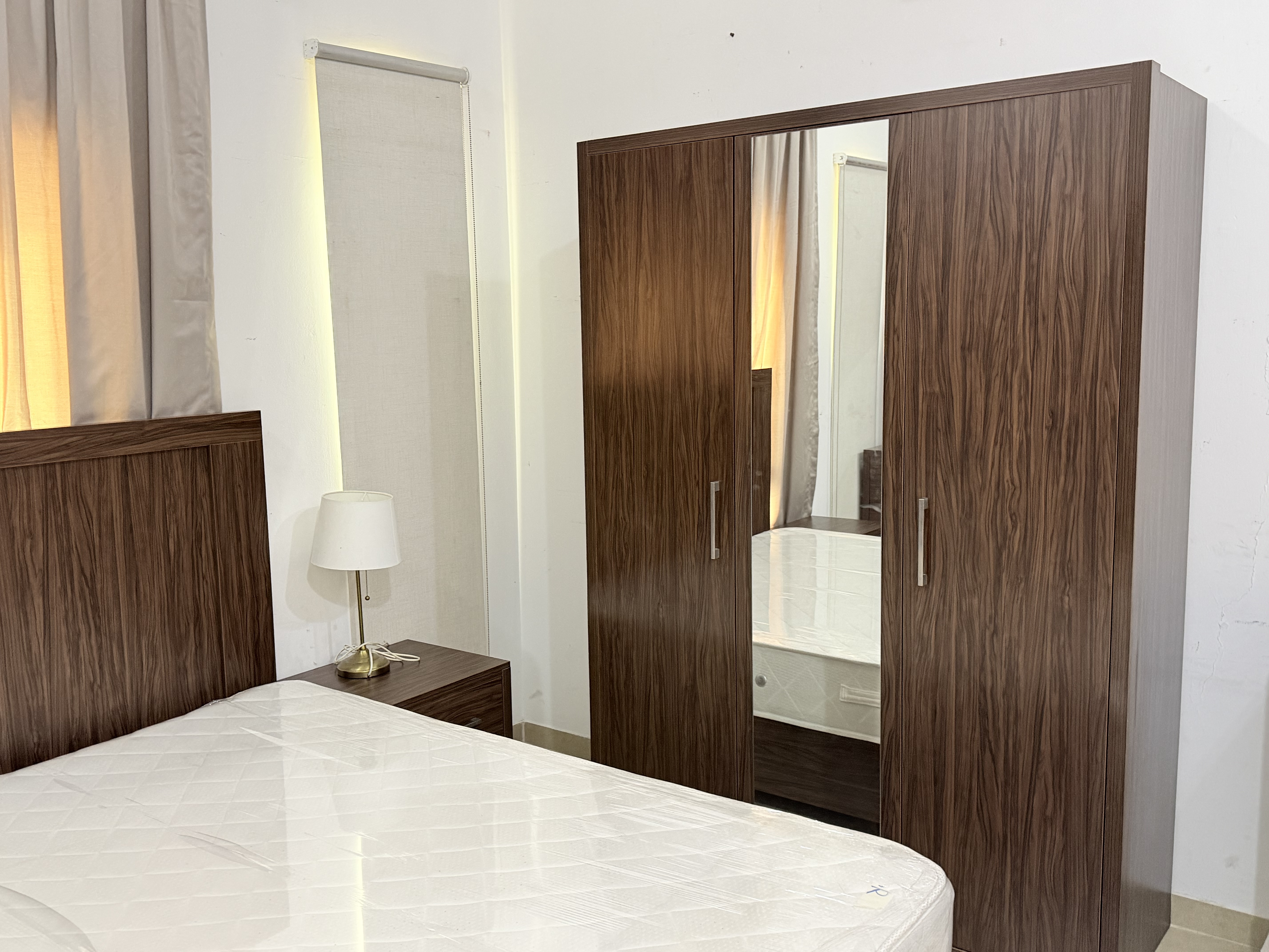Urgent Sale King Bedroom set - Image 6
