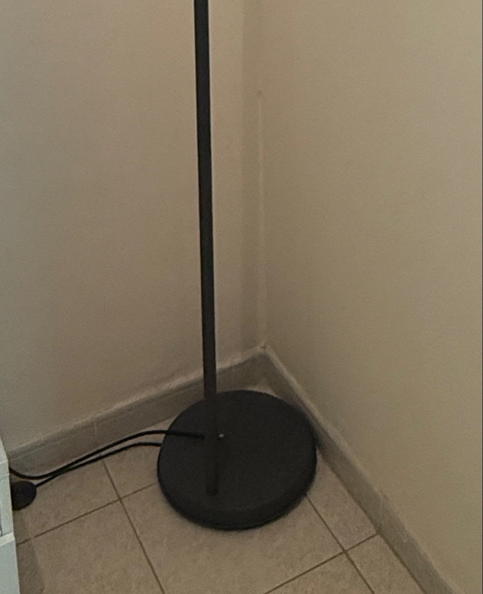 Light Lamp posts - Image 7