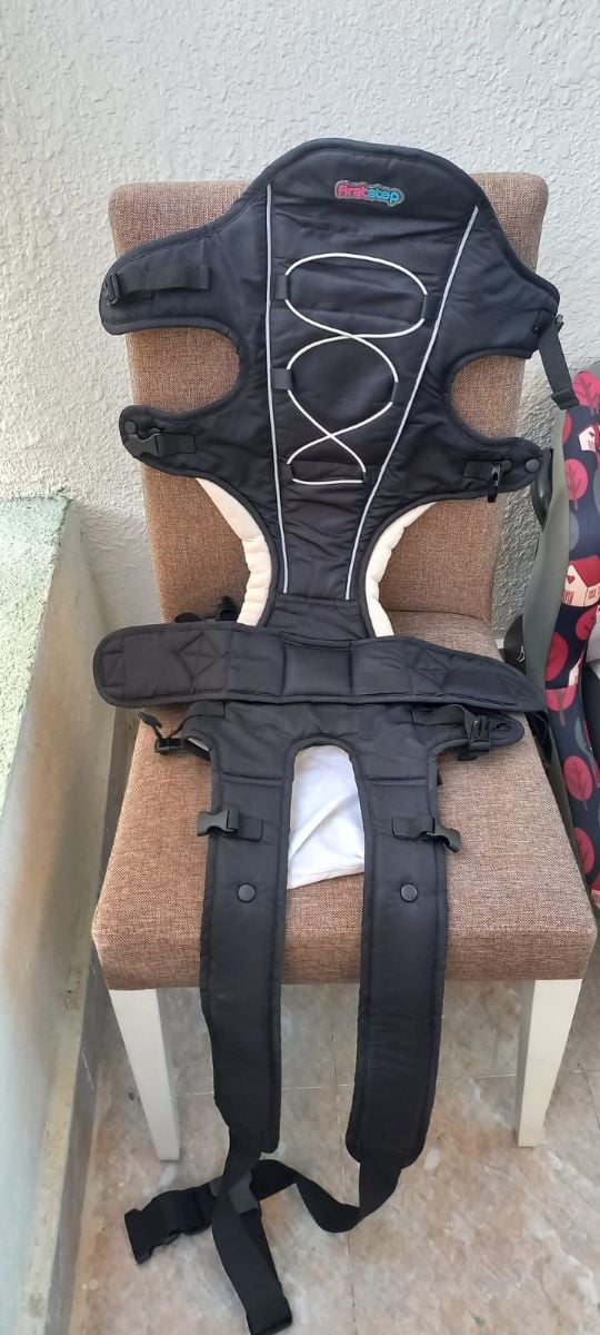NEARLY NEW! Baby Travel System Bundle for Sale! - Image 2