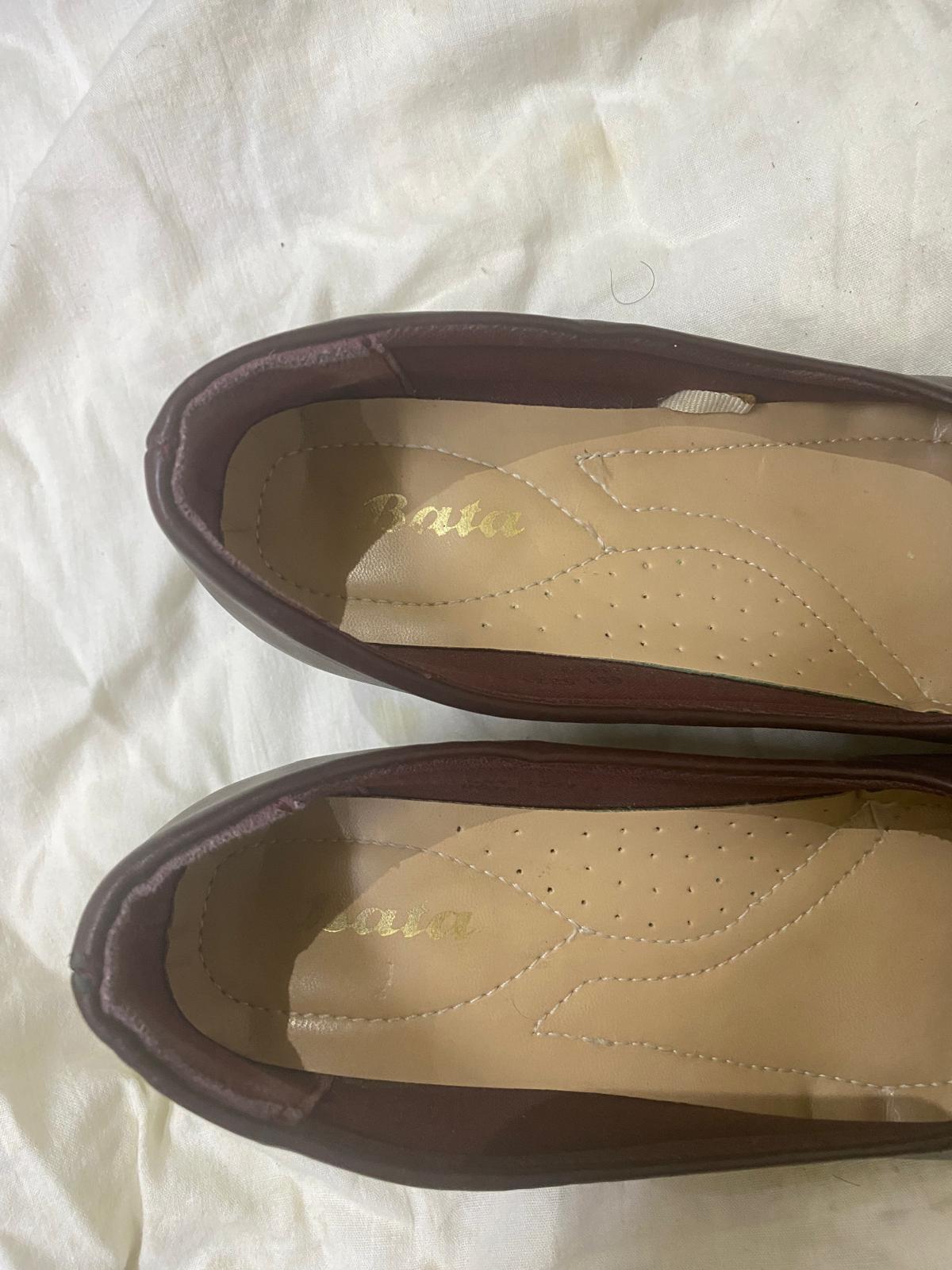 BATA SHOE - Image 1