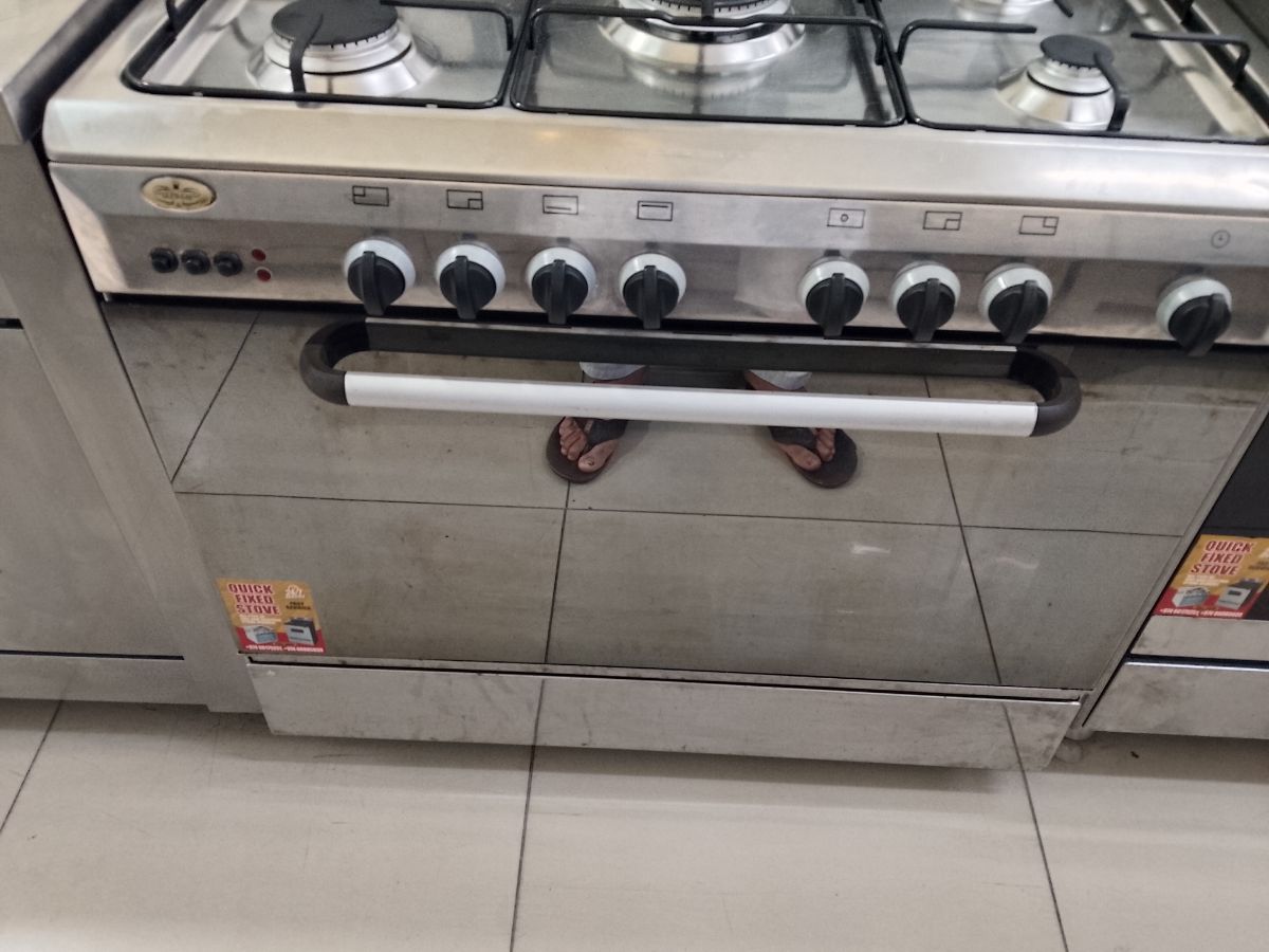 Gas stove for sale 90*60 - Image 1