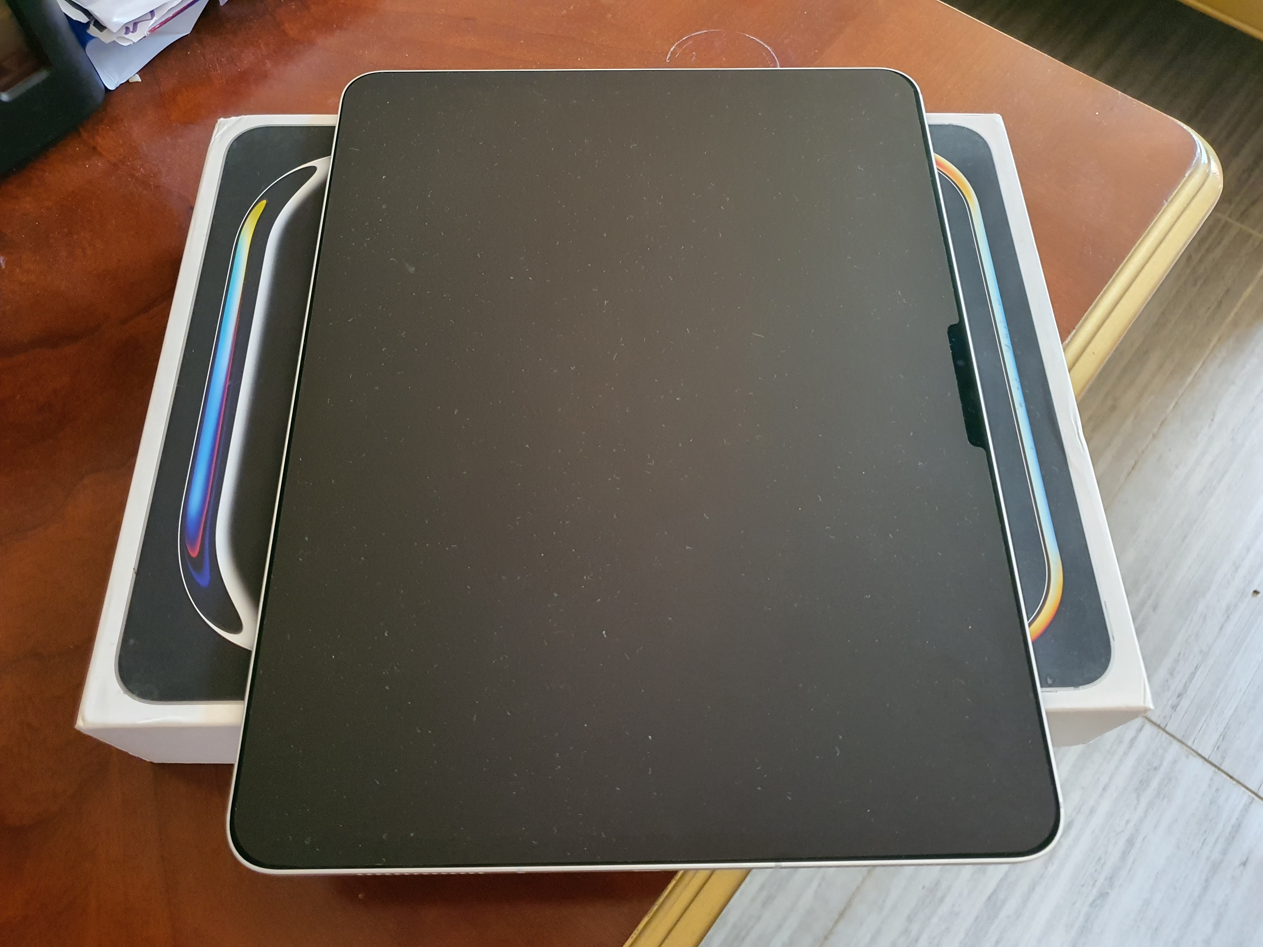 iPad Pro 13" (7th Gen M4 Chip) – Wi-Fi + Cellular – 256GB – Silver - Image 4