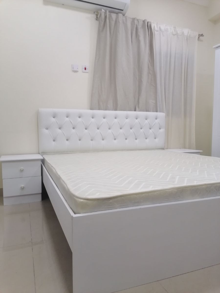 For sale full bed room set - Image 10