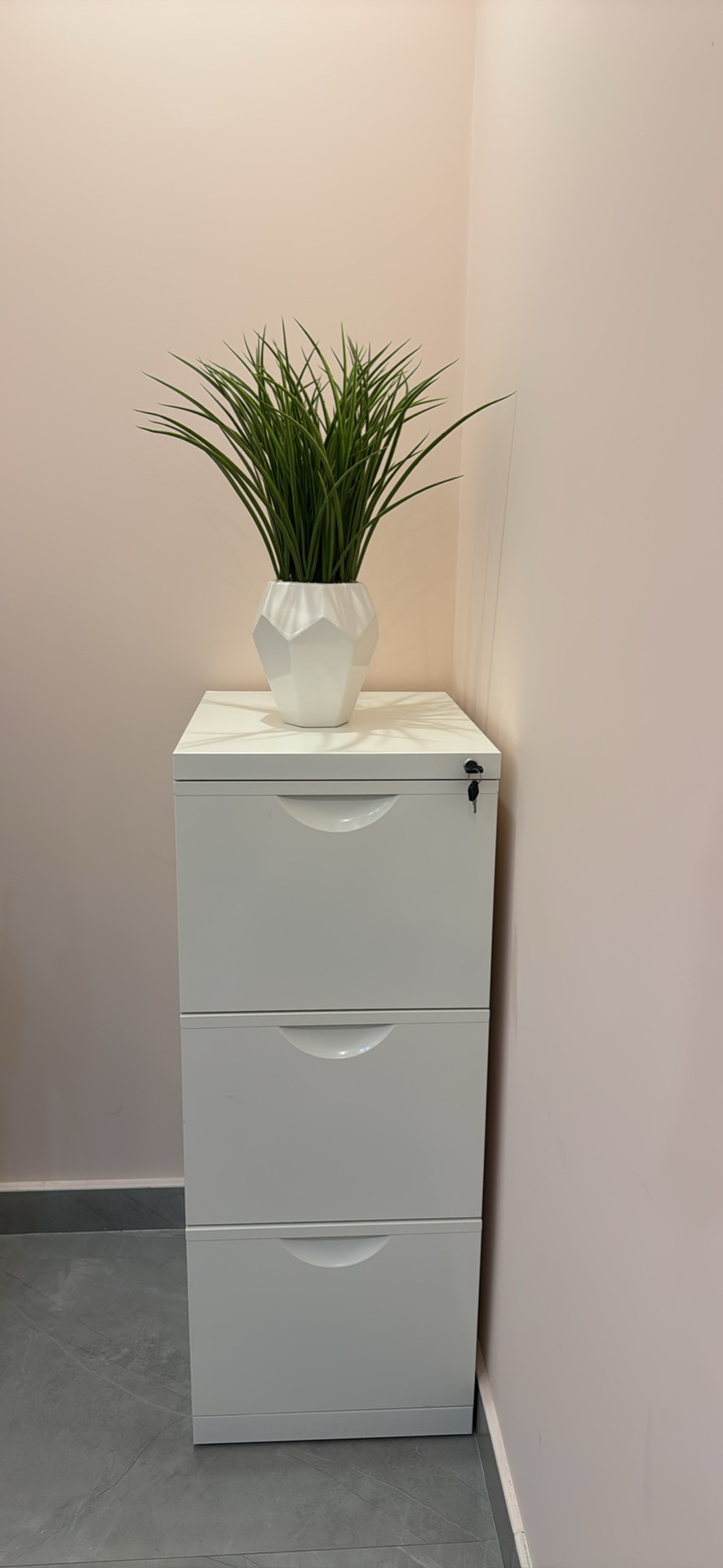 Office desk, fila cabinet, office chair 1350 Qr last fixed price perfect condition  - Image 11