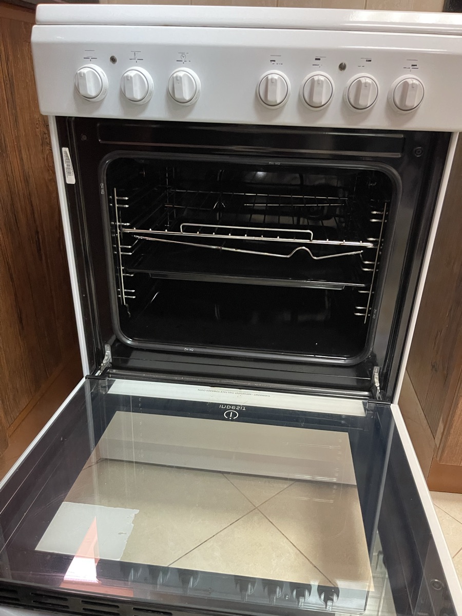 Electric Stoves - Image 3