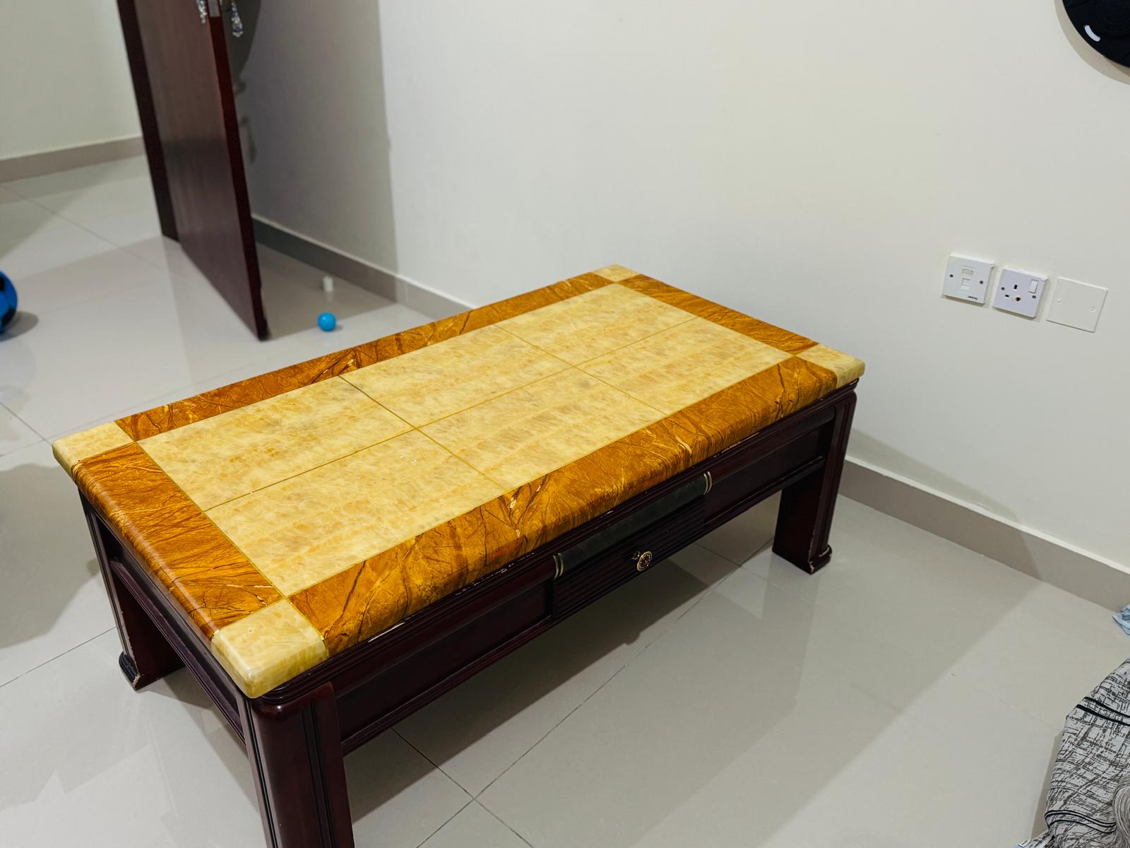 Coffe table or teapoy - Image 1