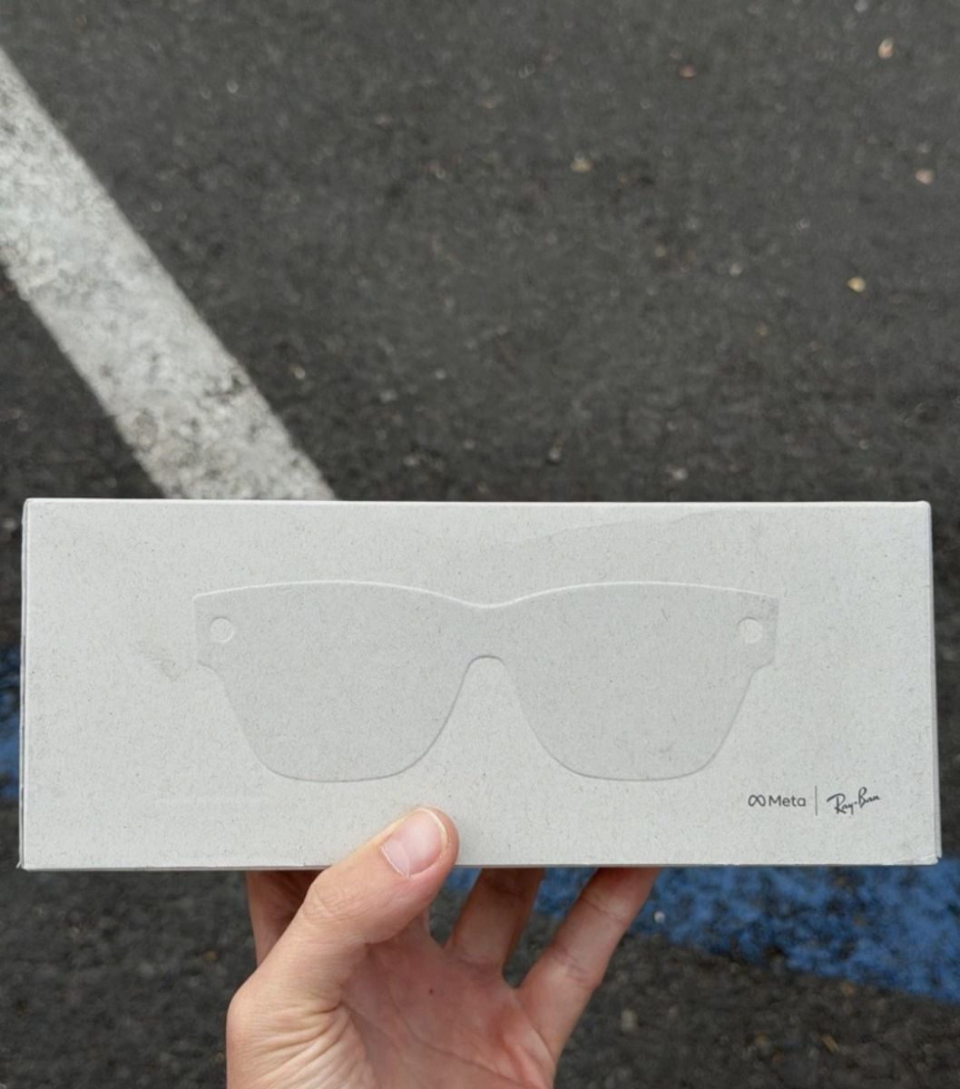 Ray-Ban Meta Display Glasses Matte Clear - Image 4