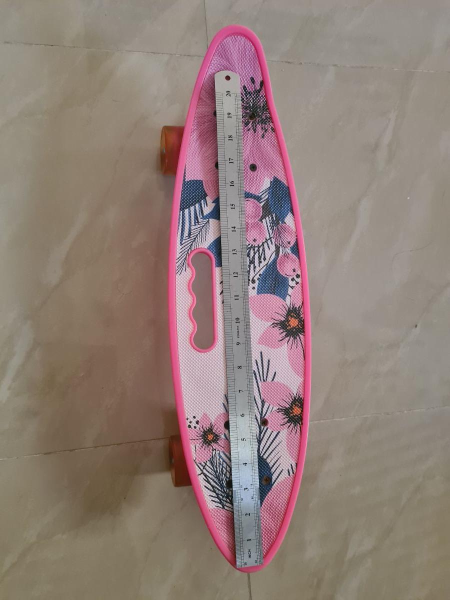 Kids skateboard - Image 2