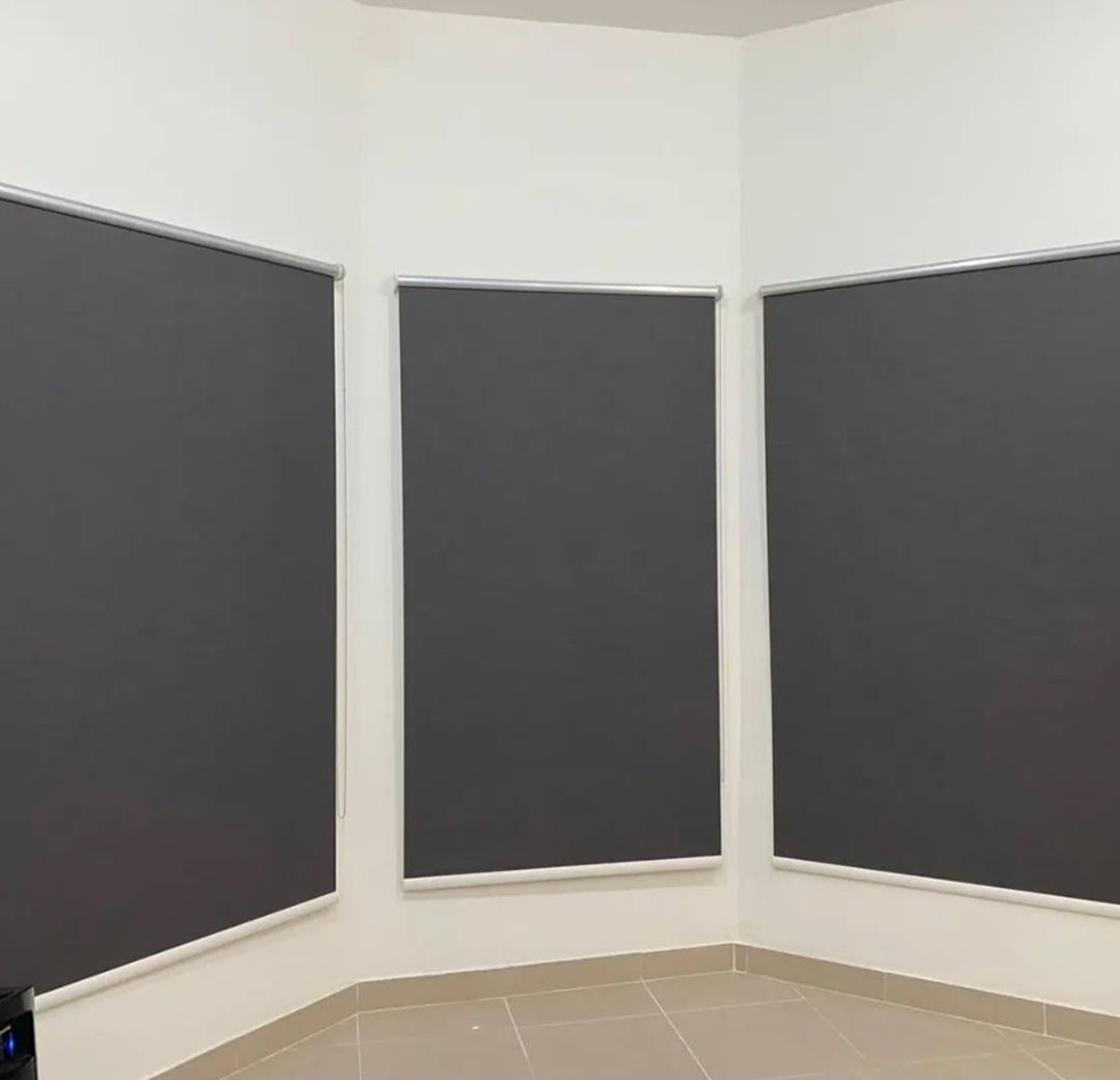 Curtain and sofa carpet - Image 7
