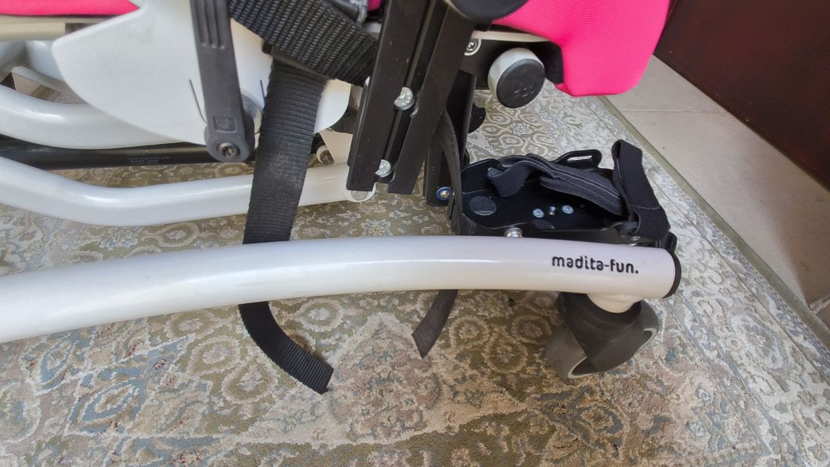 Children's wheelchair for home - Image 3
