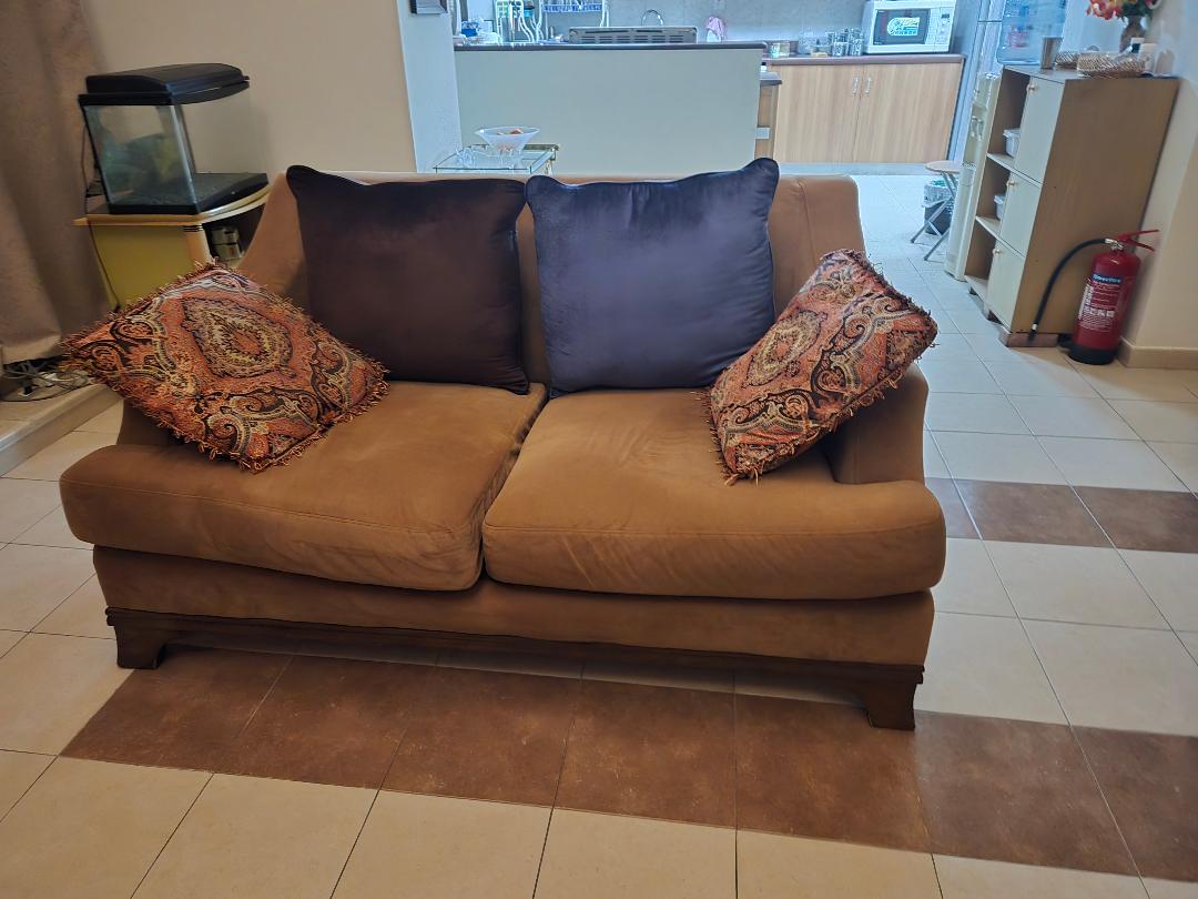 7 seater Home Center Sofa for sale - Image 2