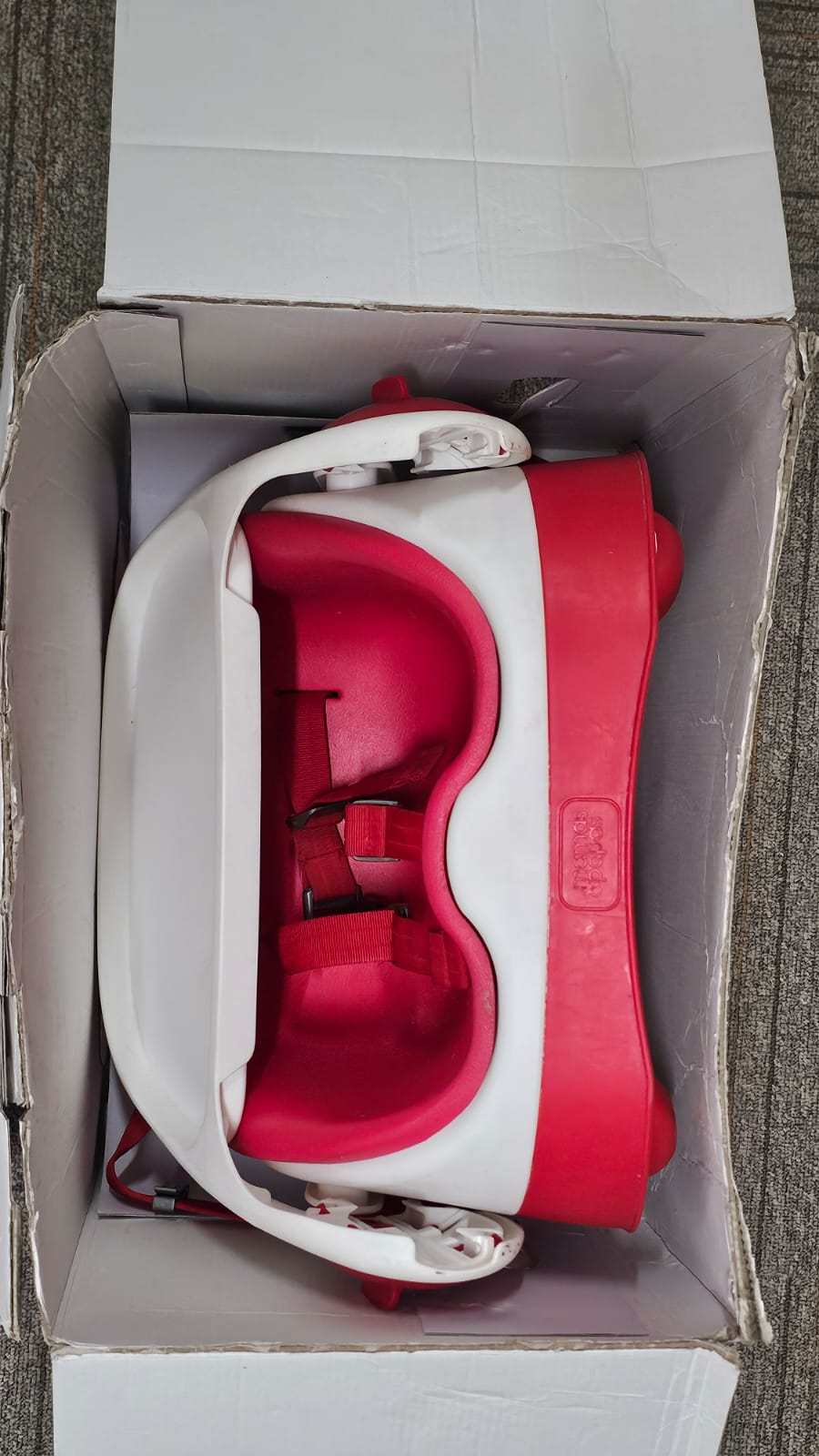 Booster car seat in original condition - Image 3