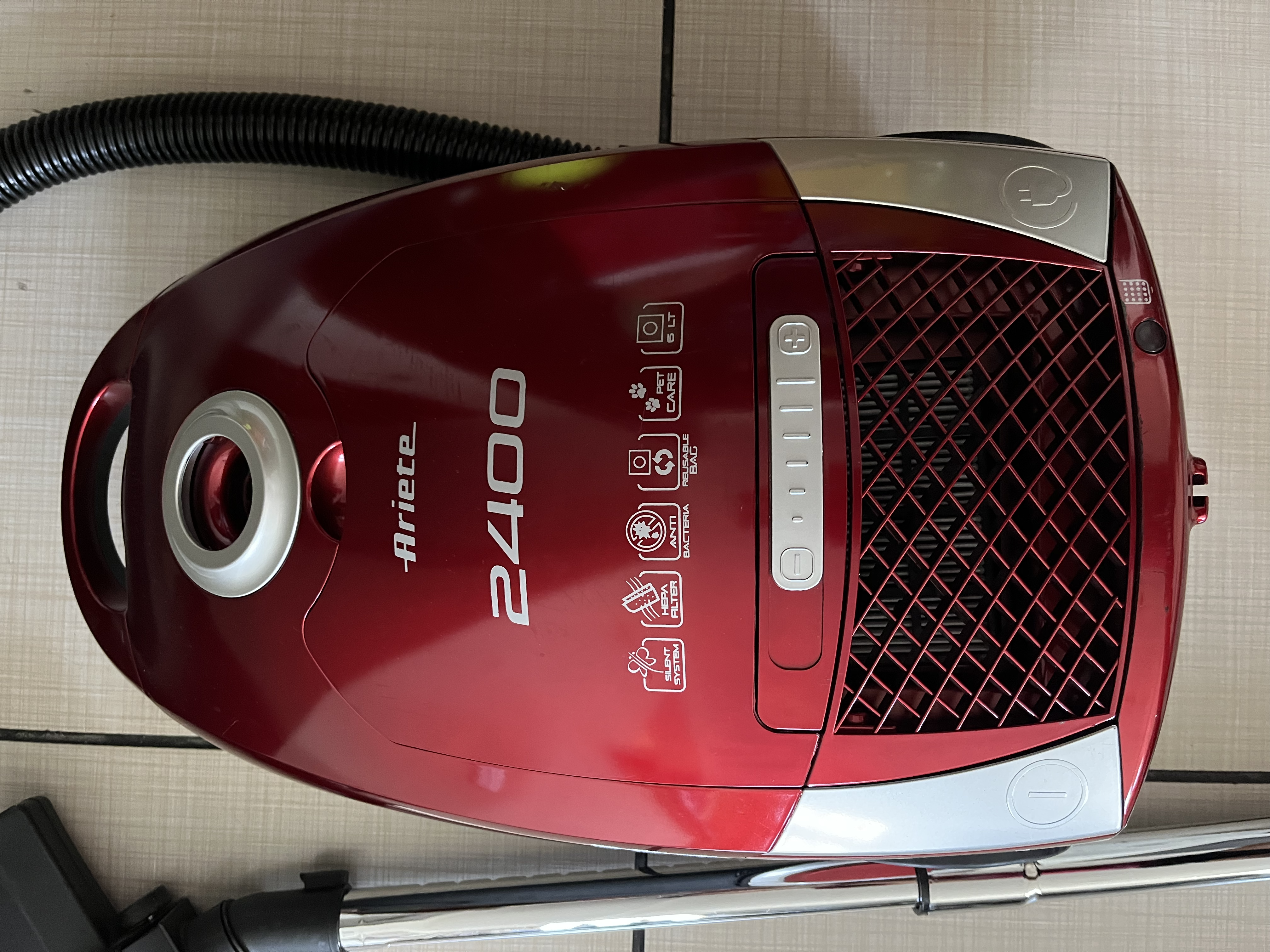 Vacuum Cleaner - Image 2